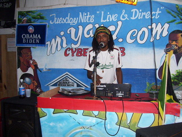 Live and Direct with 22 Pac