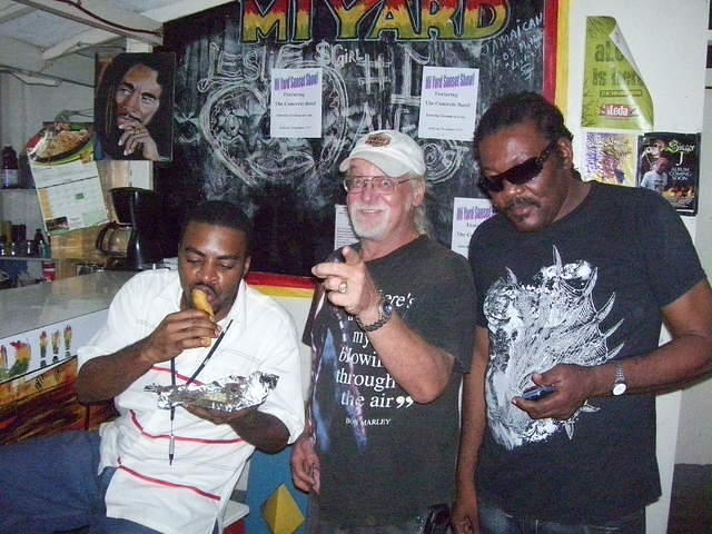 Glamma Wayne, Pirate, Ali C