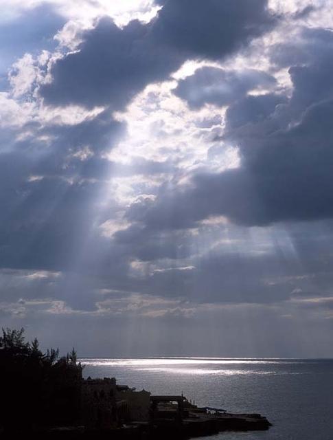 35 Sun behind the clouds