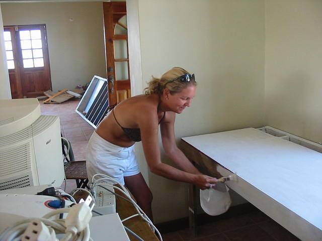 Tracy begins her art on the PC bar