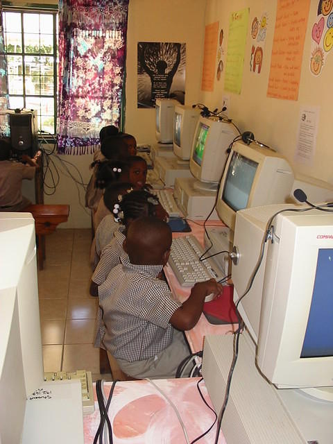 Kndergarten so quiet with a computer each!