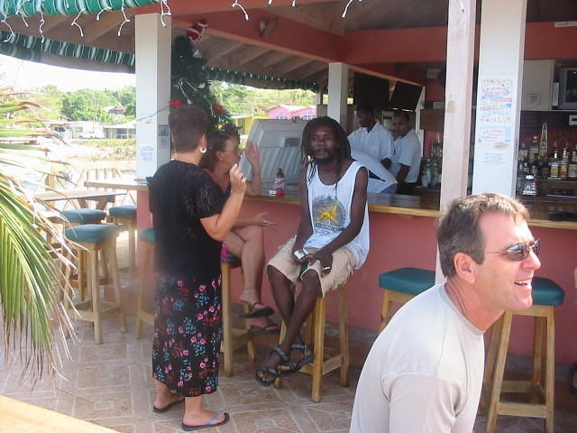 Two bars, room for all!