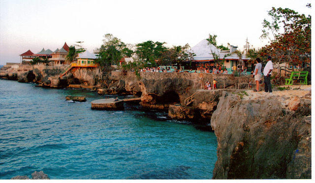 Another view from 3-Dives.