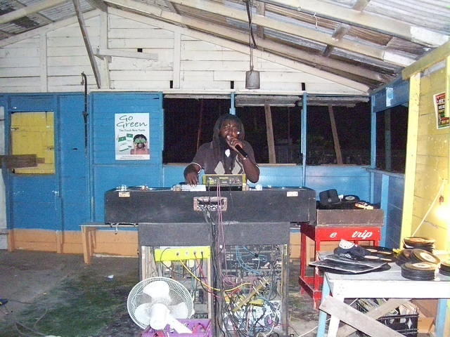 DJ at Tyonne's
